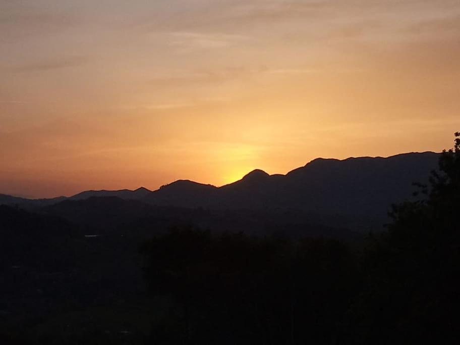 Casa Rural El Cotu En Onís 外观 照片